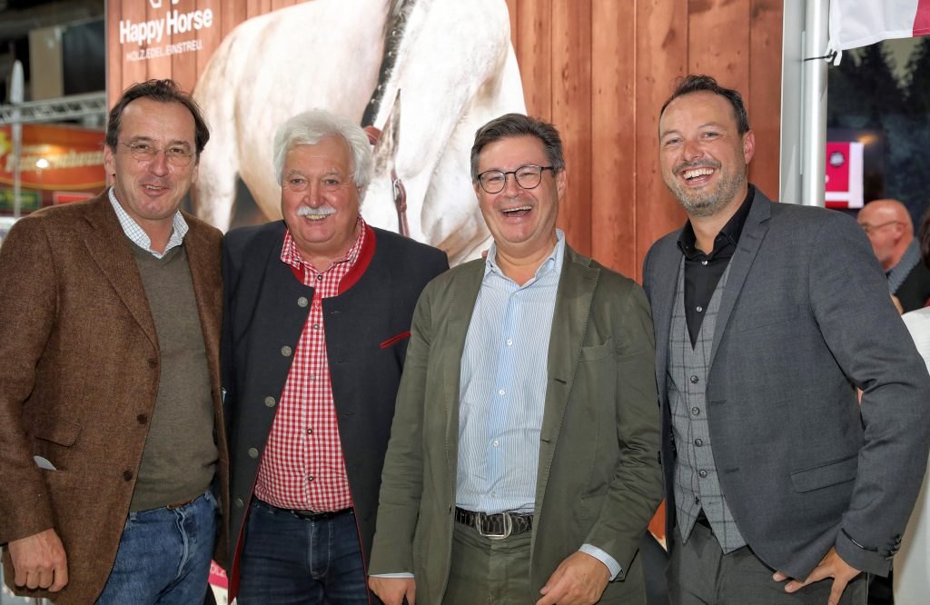 Pressefoto: Alexander Habsburg-Lothringen, Otto Hofer sen., Matthias Hatschek und Otto Hofer